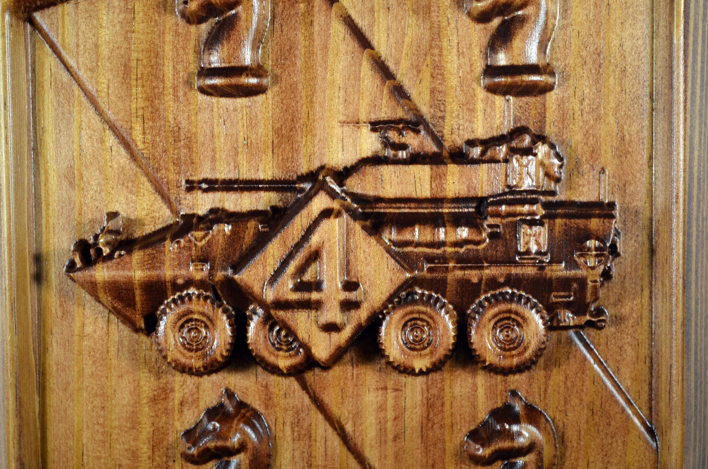 USMC 4th Light Armored Reconnaissance Battalion, USMC 3d wood carving
