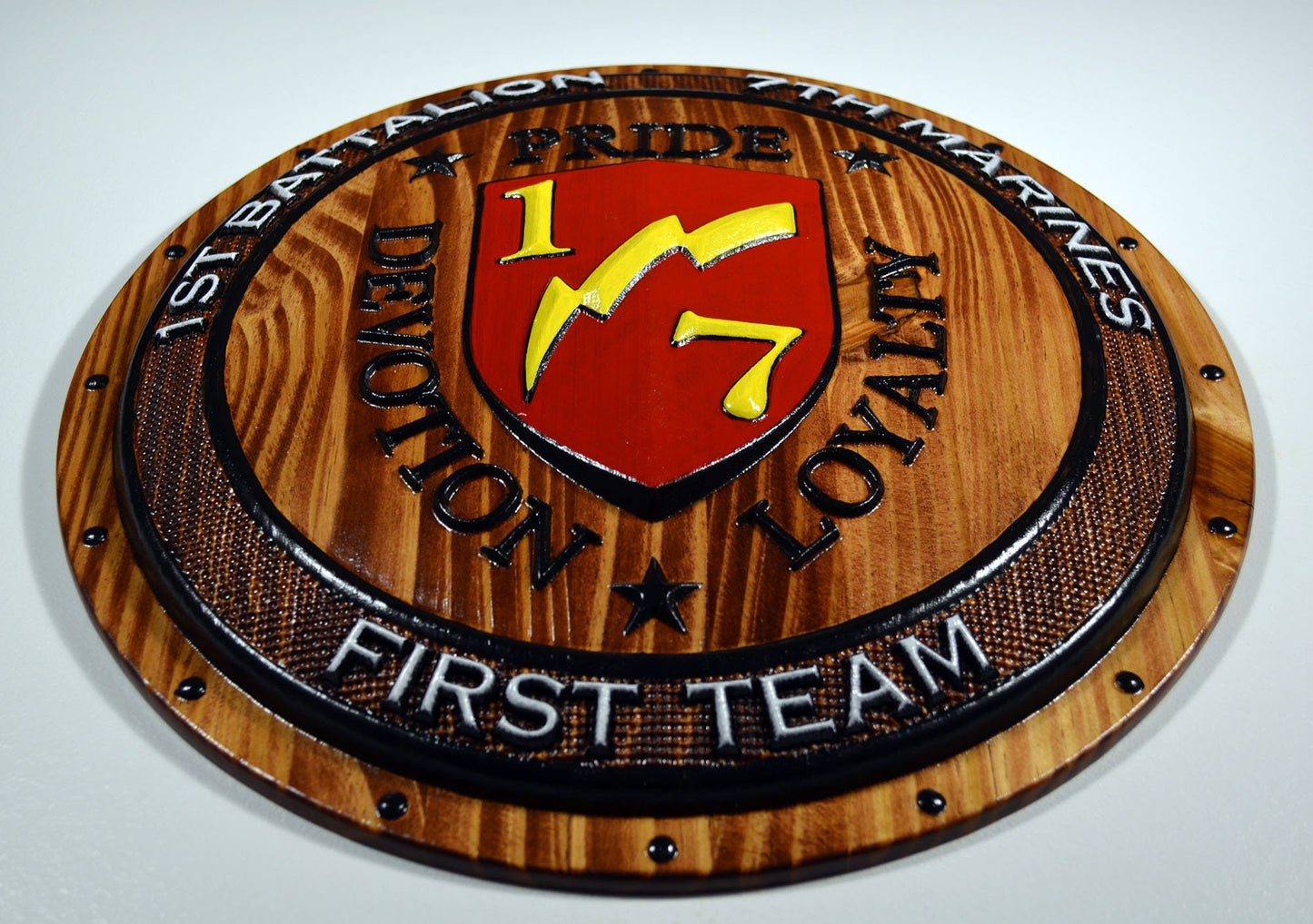 USMC 1st Battalion 7th Marines , 3d wood carving Painted Shield, military plaque