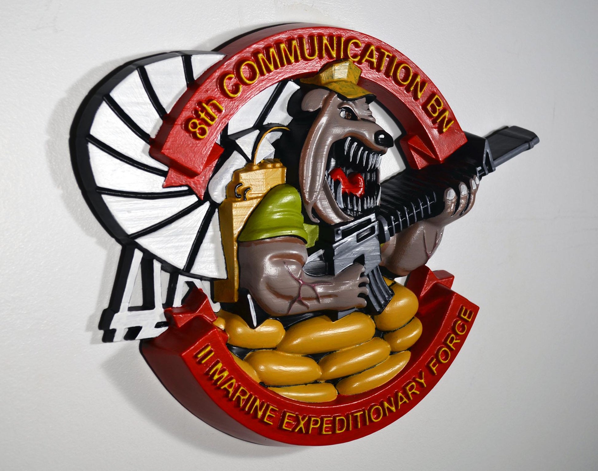 USMC 8th Communication Battalion, Painted wood military plaque