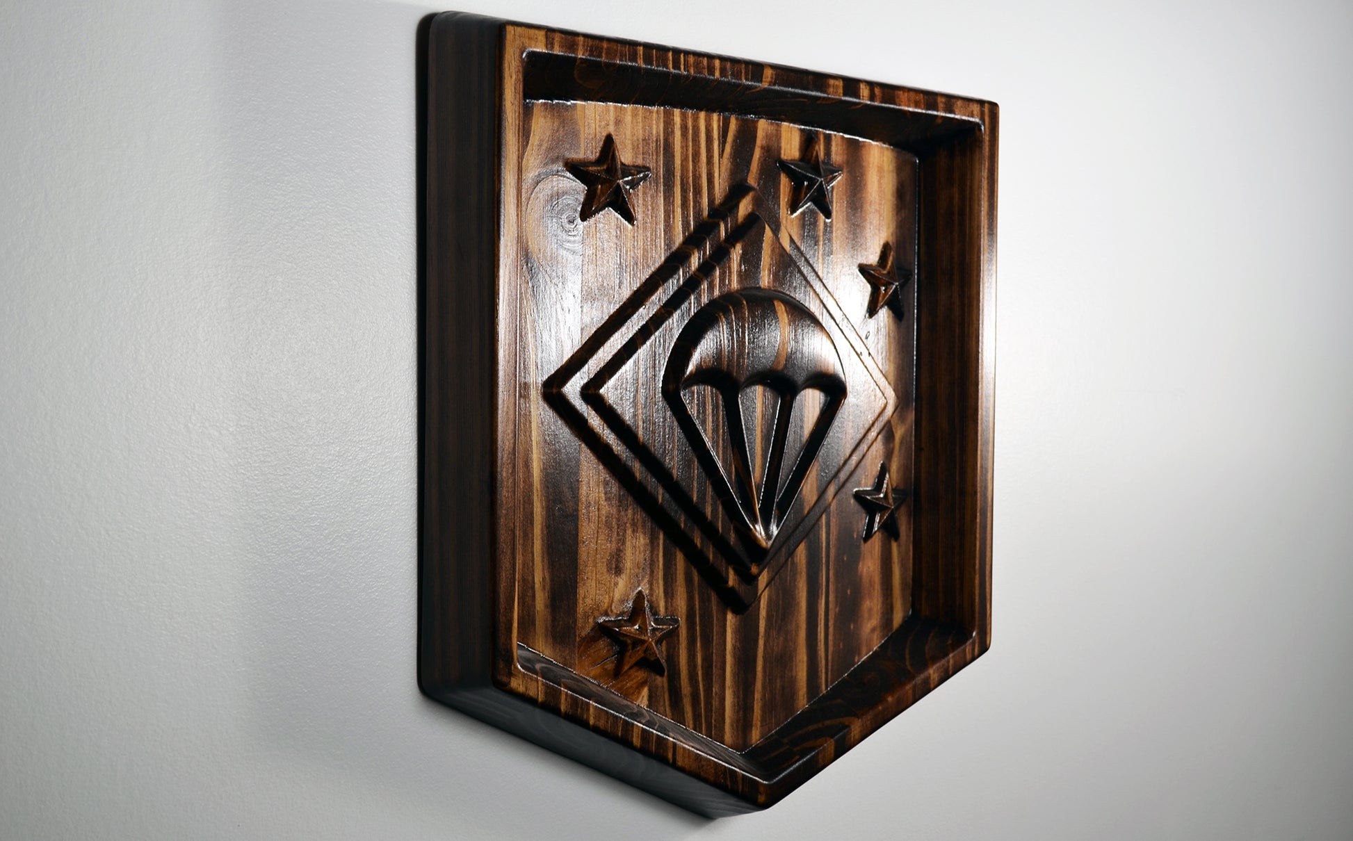 USMC Paramarines, Marine Parachute Regiment, java stained 3d wood carving, military plaque - Carved Effects