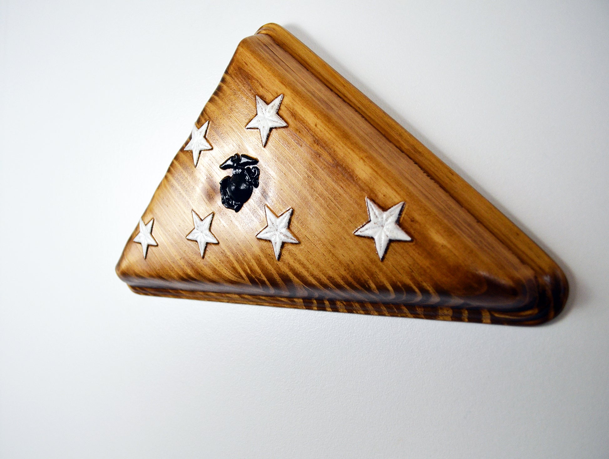 USMC folded flag, Marine Corps keepsake, military plaque - Carved Effects