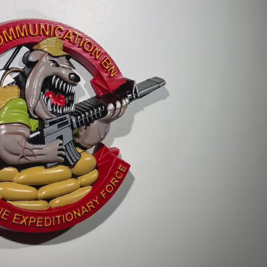 USMC 8th Communication Battalion, Painted wood military plaque