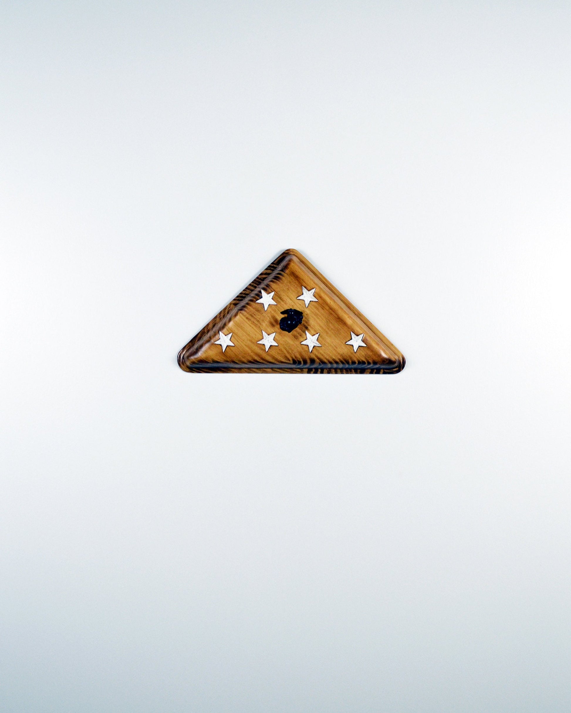 USMC folded flag, Marine Corps keepsake, military plaque - Carved Effects