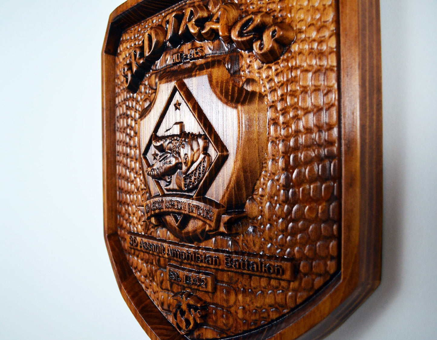 USMC 3rd Assault Amphibian Battalion, 3d wood carving, military plaque, armor style